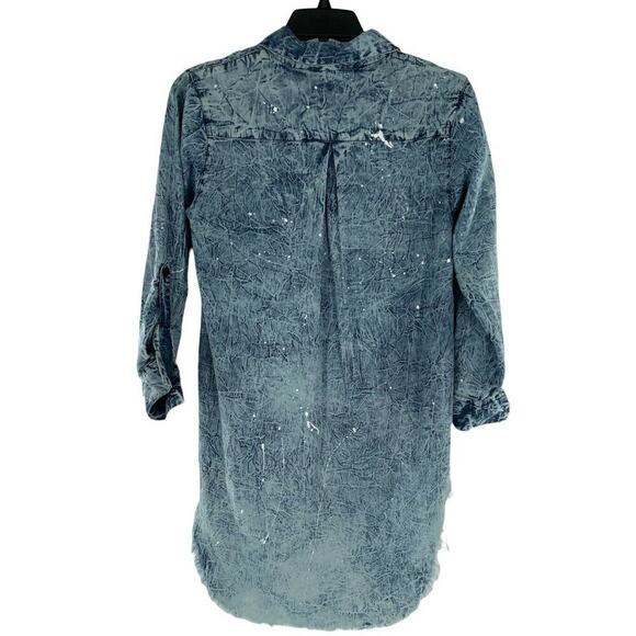 Thrill Jeans Oversize Top Women's Sz Large Acid Wash Raw Hem Long Sleeves Denim - Picture 2 of 9
